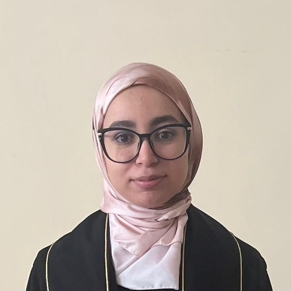 Amal - Prof d'arabe - 