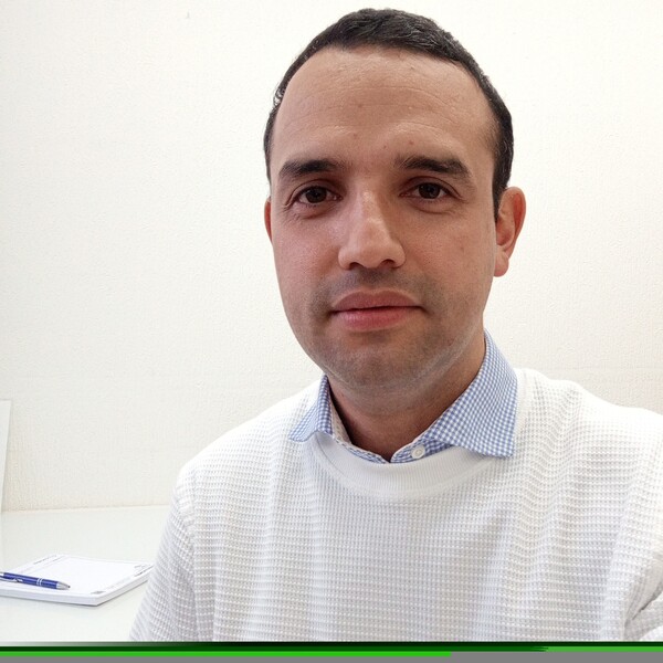 Sebastián - Prof d'espagnol - Genève