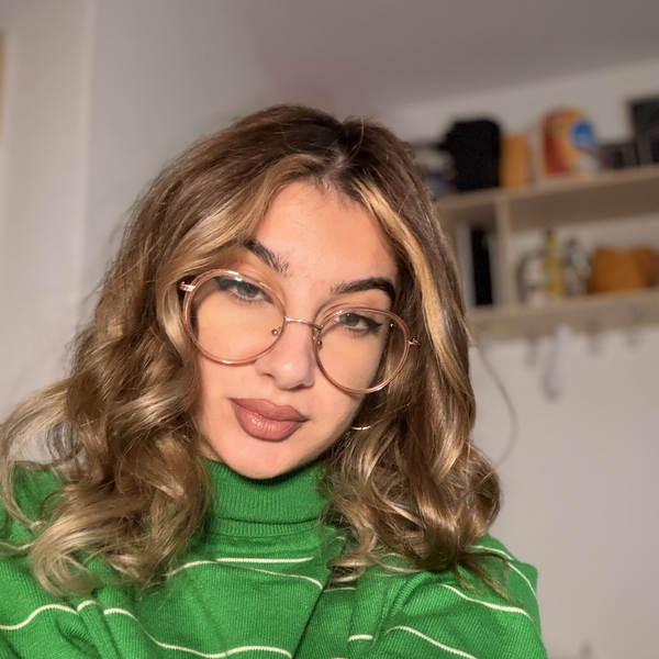 Elena - Profesor de Engleză - București