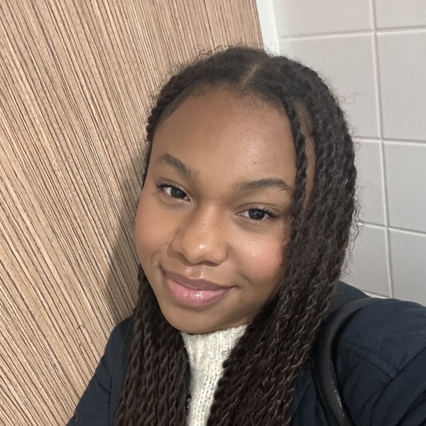 Hanane - Prof d'anglais - Sotteville-lès-Rouen