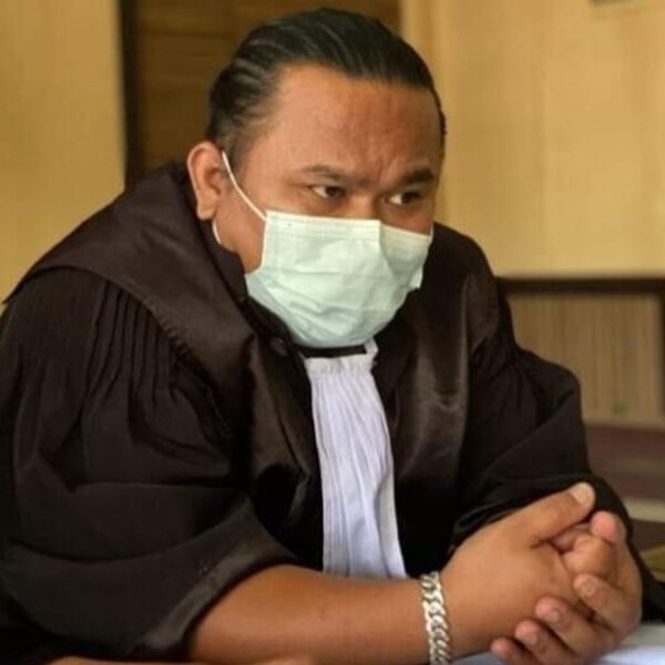 Andri - Guru hukum perdata - Bandung
