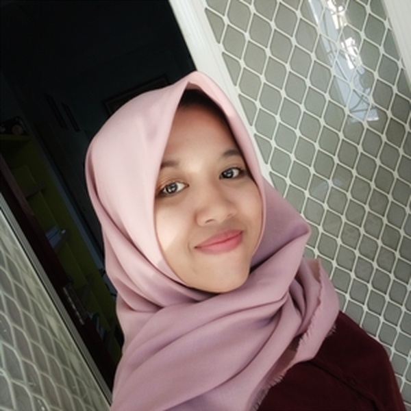 Astrifatikha - Guru bahasa indonesia untuk orang asing - Surabaya