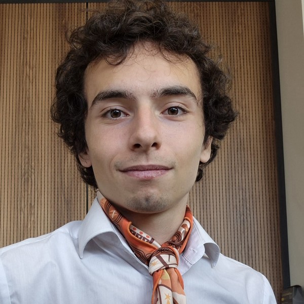 Batu - Prof d'espagnol - Nanterre