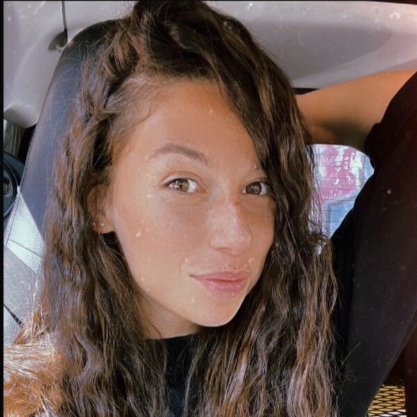 Elisa - Insegnante di aiuto compiti - Milano