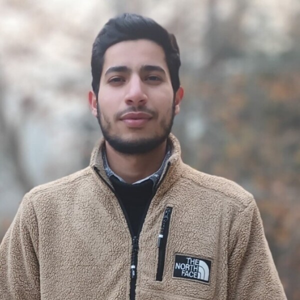 Bhat - Physics teacher - Srinagar