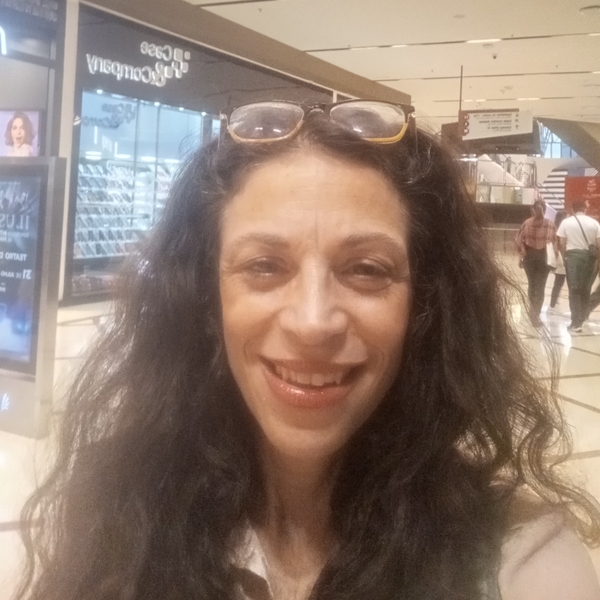 Regina - Prof de inglês - Vila Moraes