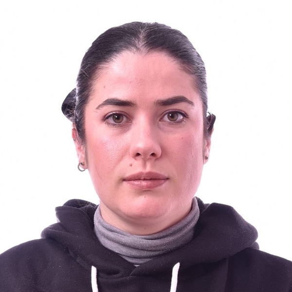 Armela - trajnues gjuhe shqipe - Floq