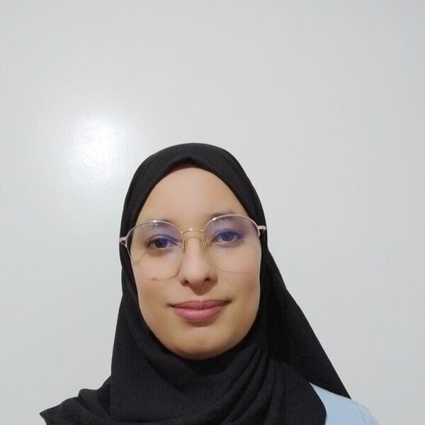 Meryem - Prof d'initiation informatique - Kénitra
