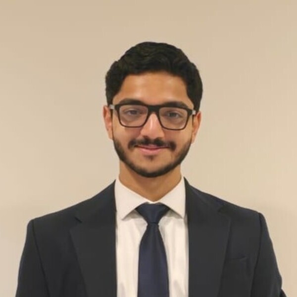 Zia - Python tutor - Abu Dhabi
