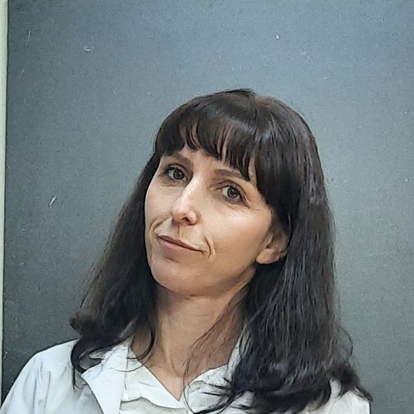 Anita - trajnues përkthimi italishtje - Tiranë