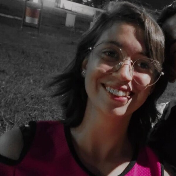 Vythoria - Professor de espanhol - Aguaí