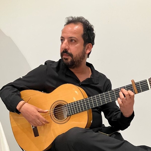 Yacine - Prof de guitare - Paris 2e