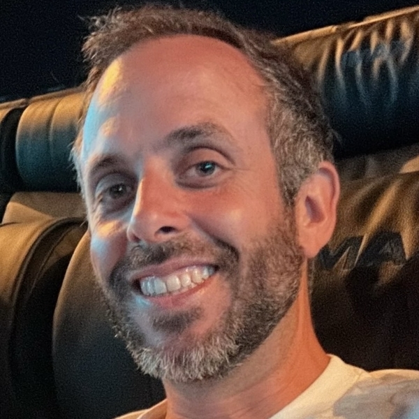 Julien - Prof d'initiation informatique - Nice