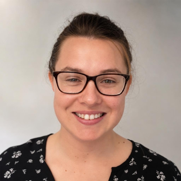 Dr DeDe - Essay Writing tutor - Plymouth