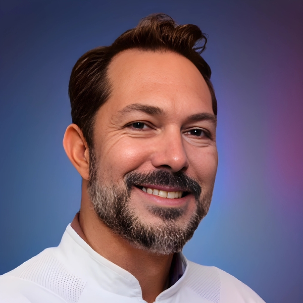 Leandro - Prof de odontologia - São Caetano do Sul