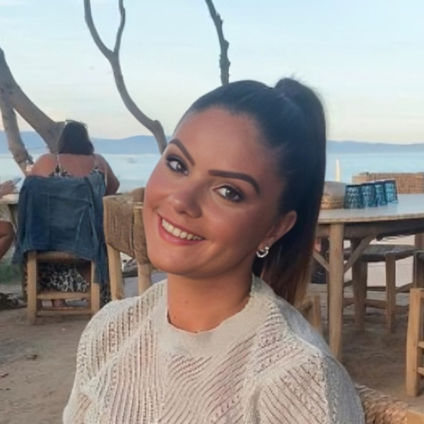 Phoebe - Guitar instructor - Waterloo