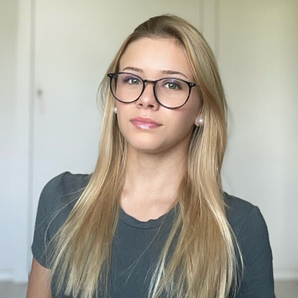 Julie - Prof d'aide aux devoirs - Grimisuat