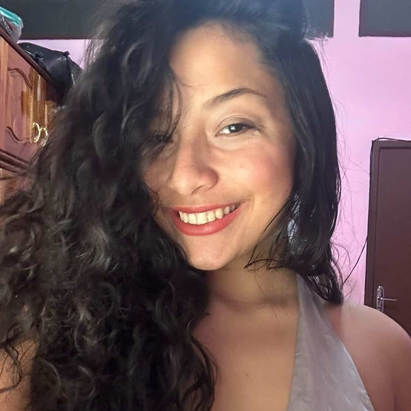 Ana Gabriela - Professor de inglês - Porto Trombetas (Oriximiná)