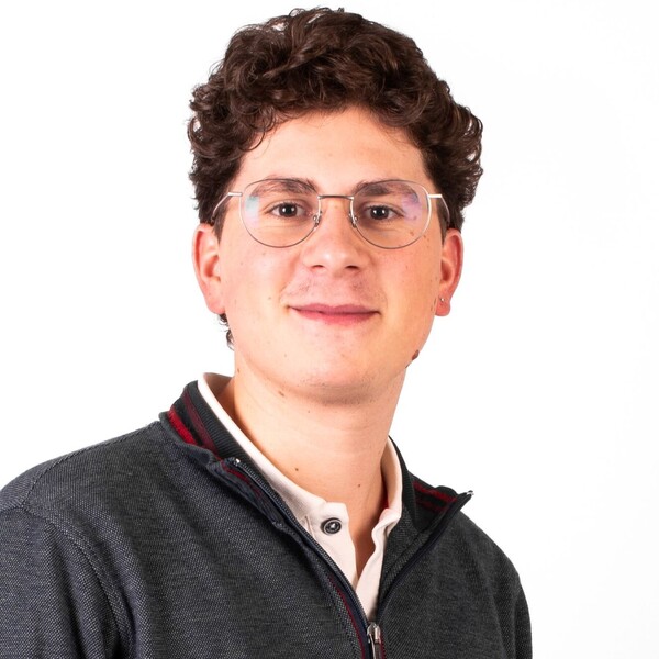 Tiago - Professor de Matemática - Oliveira de Azeméis