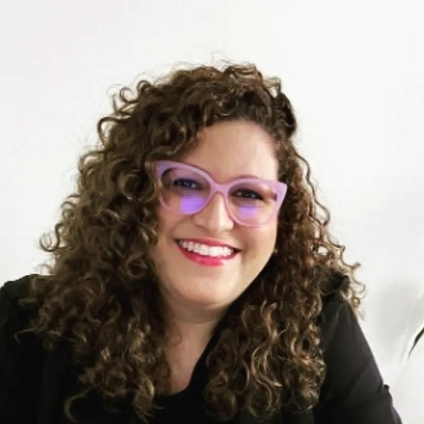 Grazielle - Prof de gestão e administrção de empresas - Jardim Santa Ines