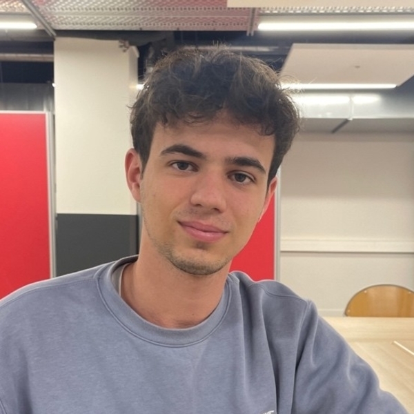 Louis - Prof de maths - Saint-Étienne