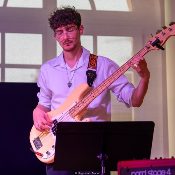 Dylan - Prof de guitare - Paris