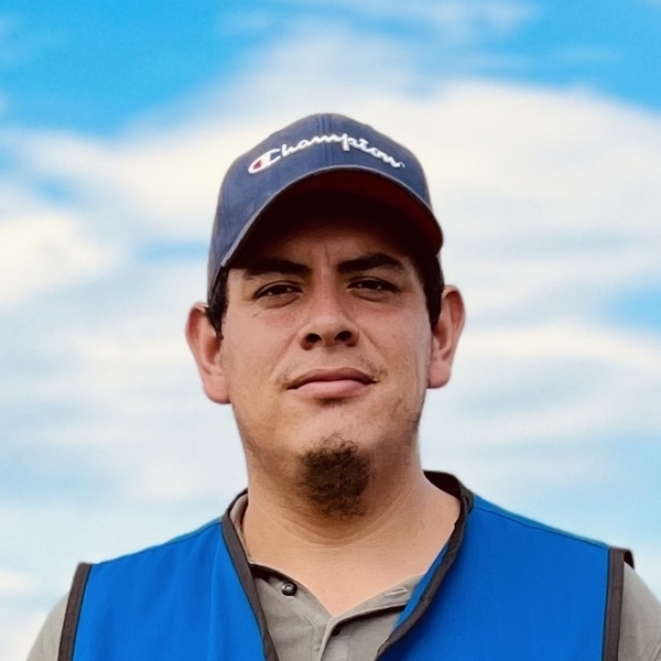 Miguel - Profesor de álgebra - Cancún