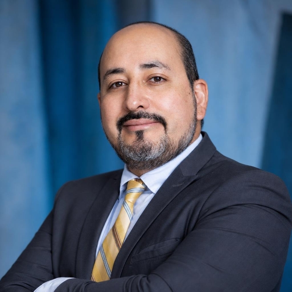 José Israel - profesor de estadística - Naucalpan de Juárez