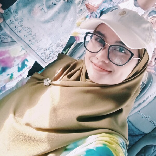 Damastuti - Guru bahasa inggris - Bogor