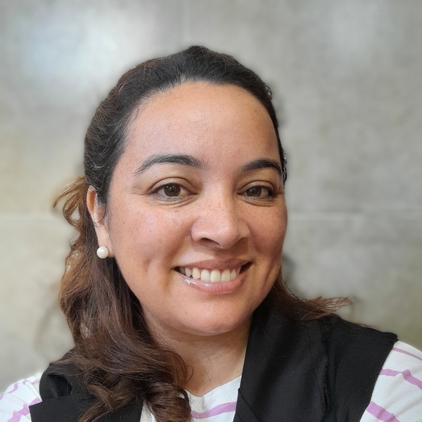 Loren - profesor de español para extranjeros - Artigas