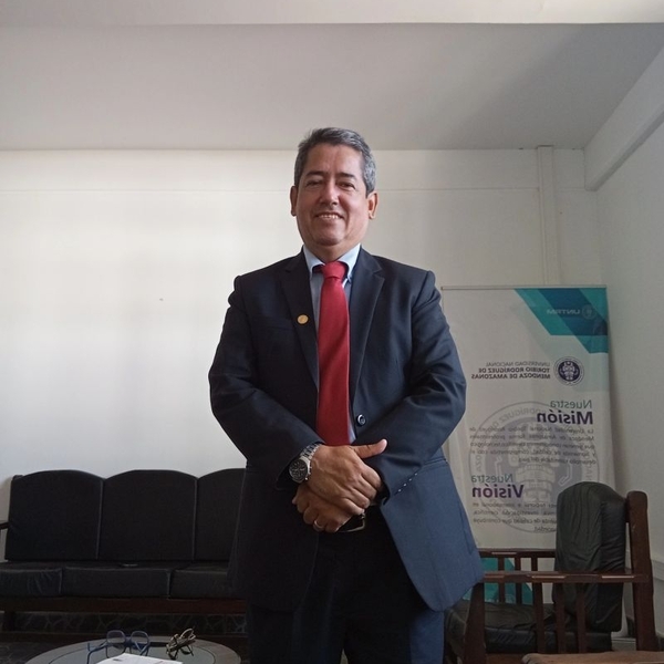 CARLOS - Profe de ayuda en la redacción de memorias y tesis - Chiclayo
