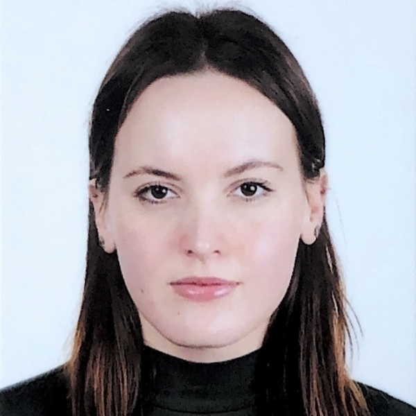 Emma - Insegnante di aiuto compiti - Milano