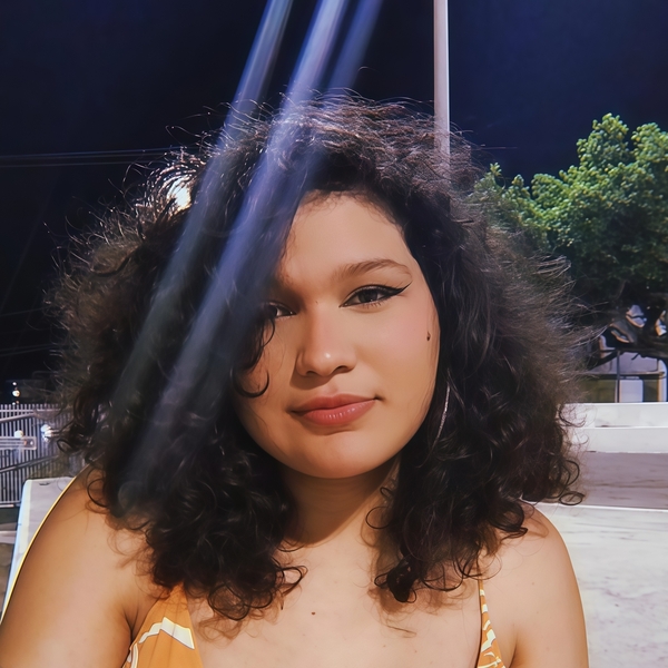 Victoria - Professor de reforço escolar - Jequié