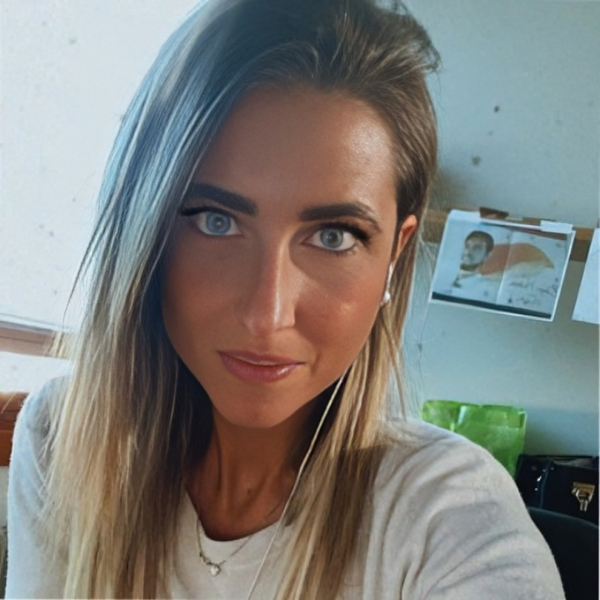 Selene - French tutor - Toronto