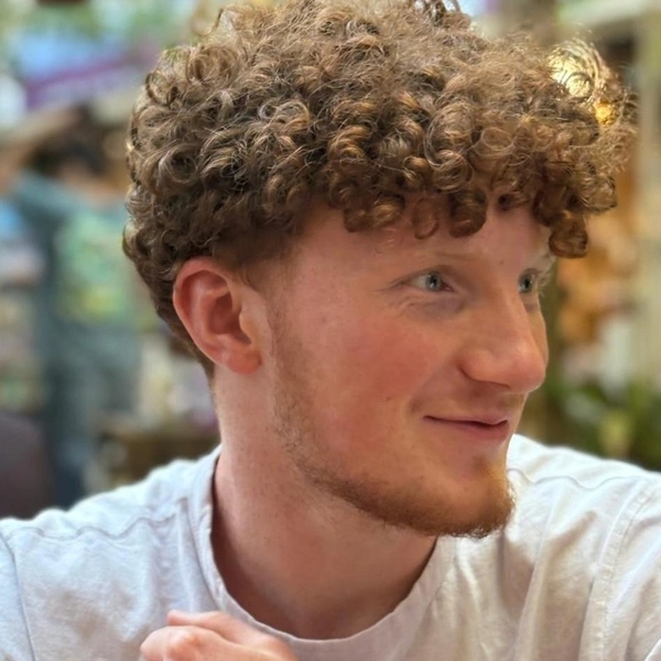 Evan - Prof de design artisanal - Saint-Paul-en-Jarez