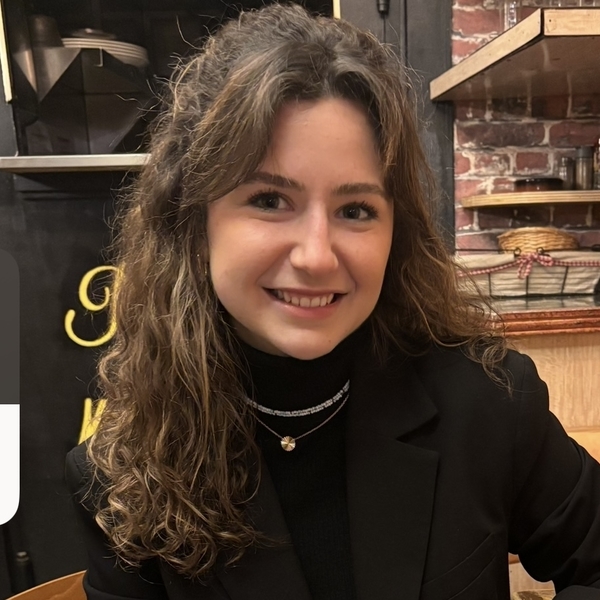 Clémence - Prof de droit civil - Paris