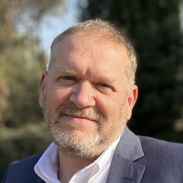 Laurent - Prof d'économie - Aix-en-Provence