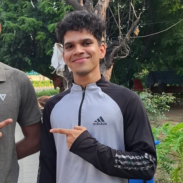 Himanshu - Soccer coach - New Delhi