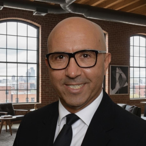 Charles - Prof de langages informatiques - Toulouse