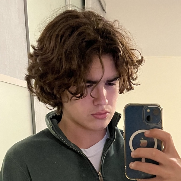 Enzo - Prof de SES - Lyon