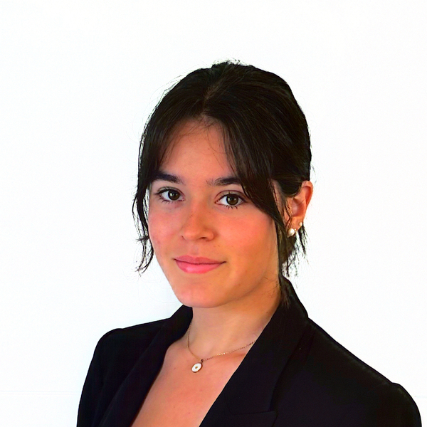 Emma - Prof d'espagnol - Ecublens