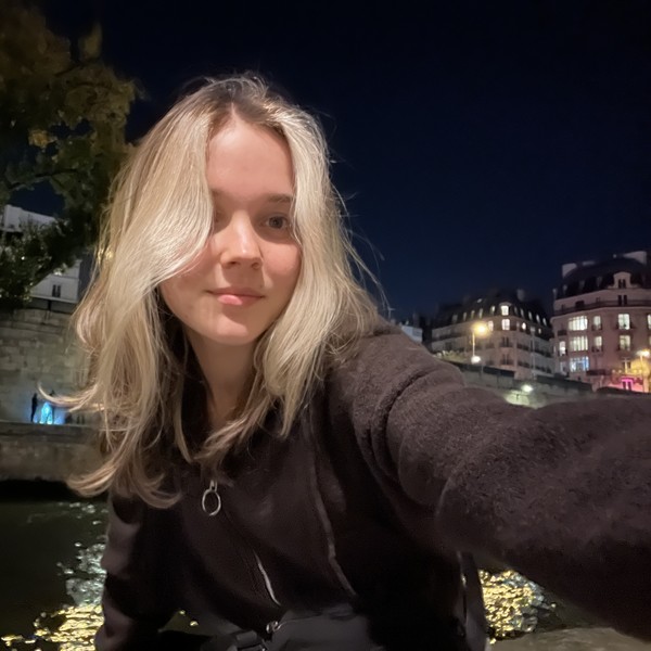 Sofiia - Prof d'ukrainien - Paris