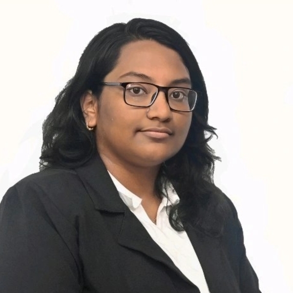 Gayathiri - Math tutor - Batemura