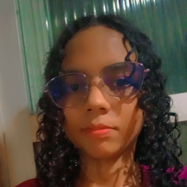 Mariana - Professor de reforço escolar - Santarém (Pará)