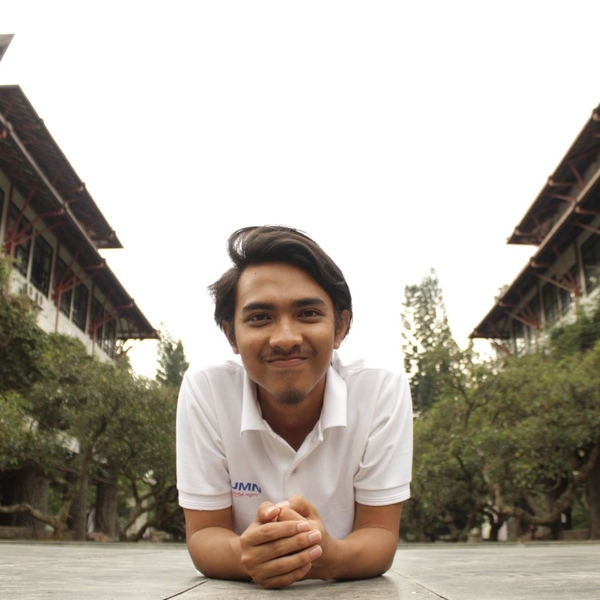 Dhika - Guru matematika - Kecamatan Jatinegara