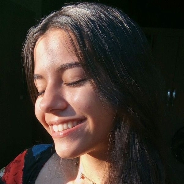 Isabella - Prof de matemática - 
