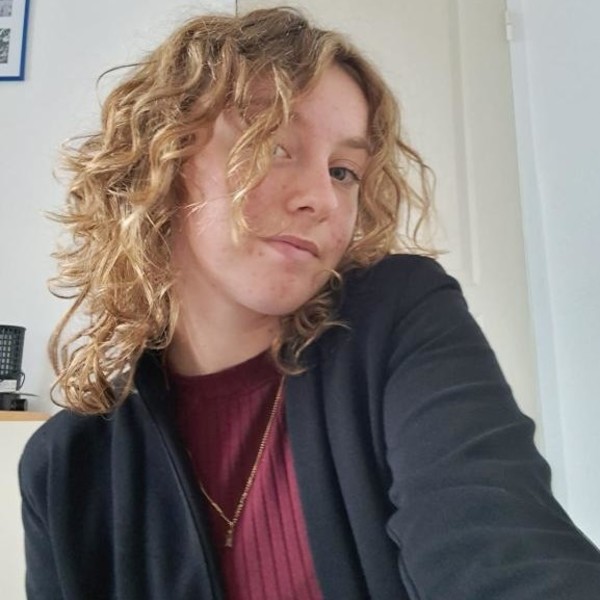 Romane - Prof d'aide aux devoirs - La Ferté-sous-Jouarre