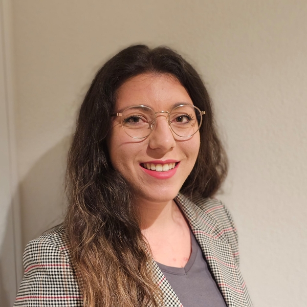 Renata - Lehrkraft für Portugiesisch - Stansstad