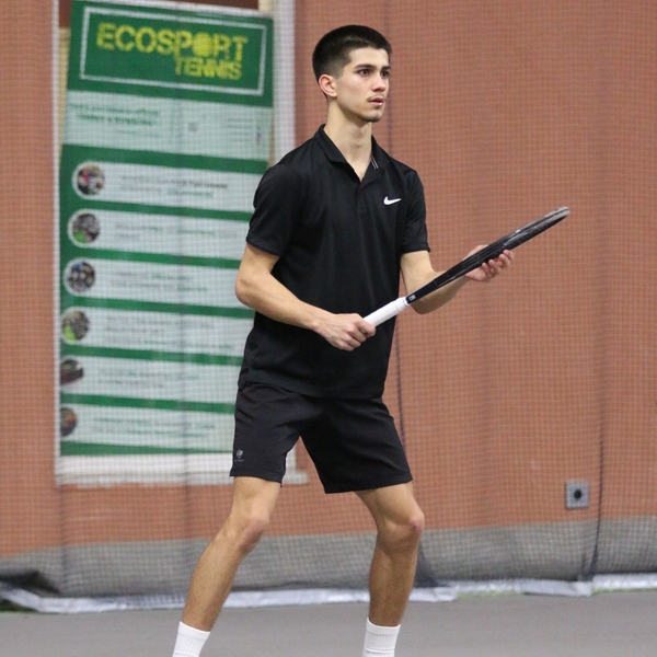 Nolan - Prof de tennis - Ermont