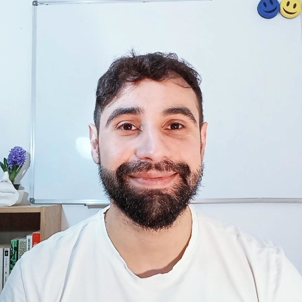 Adil - Prof de français - Paris